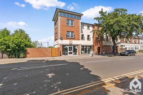 View Full Details for Queensgate, Gloucester Road, Cheltenham, GL51 - EAID:deMelProperty, BID:de Mel Property