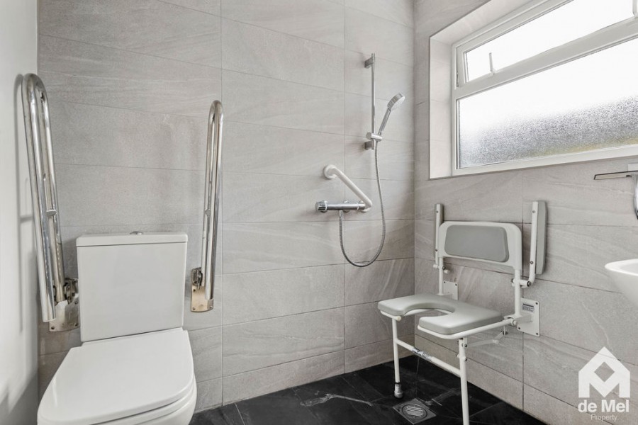 Images for Nottingham Road, Bishops Cleeve, GL52 8BS