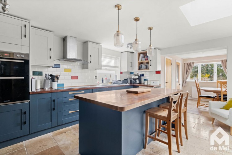 Images for Harveys Lane, Winchcombe