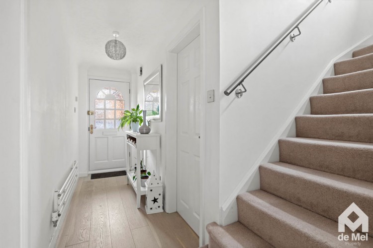 Images for Vilverie Mead, Bishops Cleeve, Cheltenham