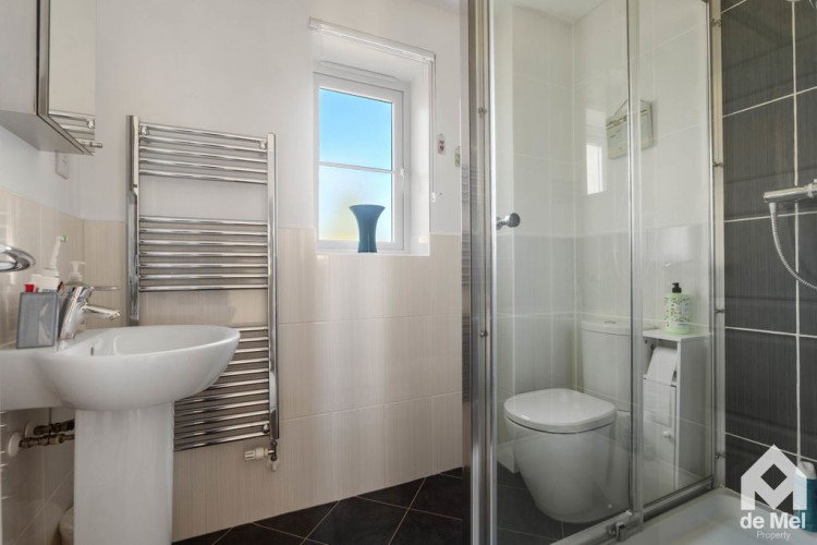 Images for Beckford Road, Alderton