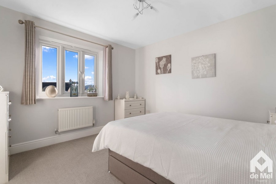 Images for Beckford Road, Alderton