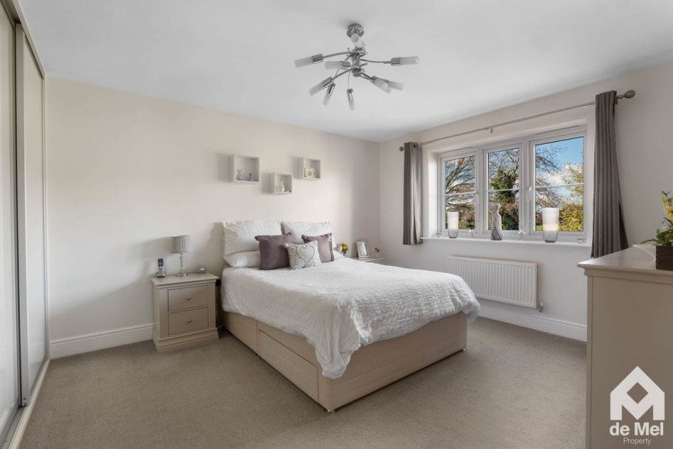 Images for Beckford Road, Alderton