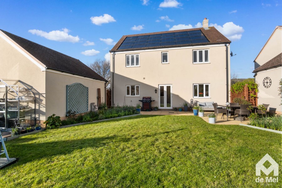 Images for Beckford Road, Alderton