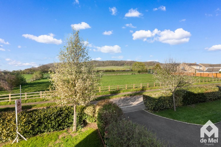 Images for Beckford Road, Alderton