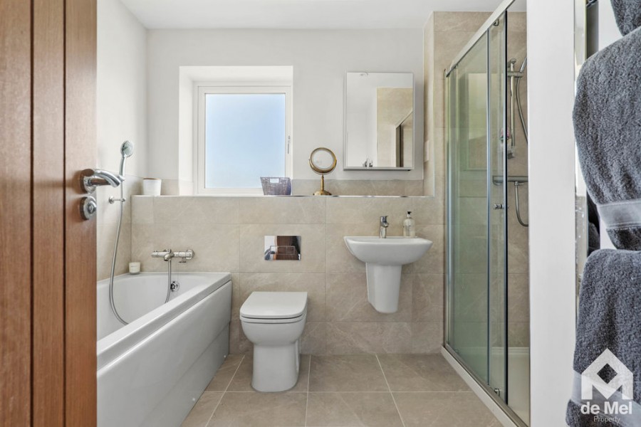 Images for Wallace Square, Bishops Cleeve, Cheltenham, GL52