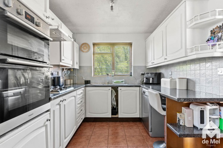 Images for St. Lukes Close, Evesham