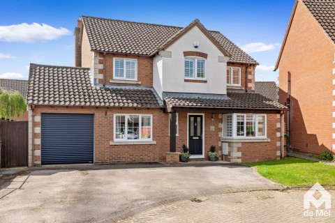 View Full Details for Gatcombe Close, Bishops Cleeve, Cheltenham - EAID:deMelProperty, BID:de Mel Property