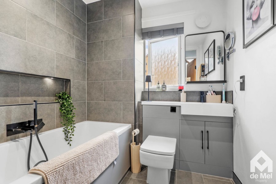 Images for Laxton Road, Cheltenham