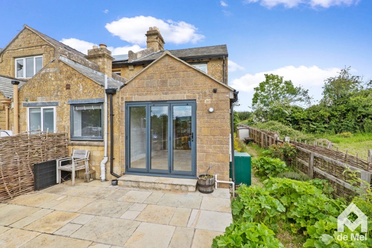 Images for Station Cottages, Toddington