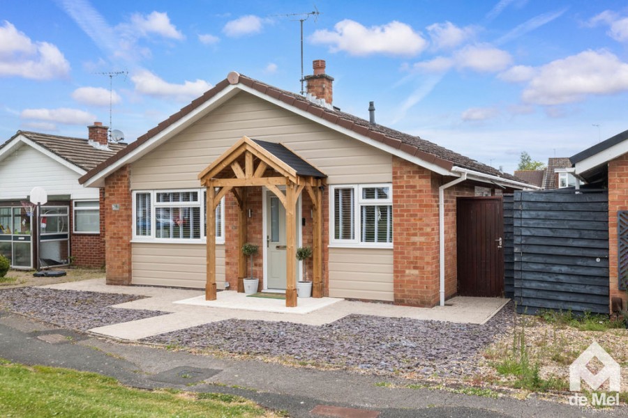 Images for Long Mynd Avenue, Up Hatherley, Cheltenham