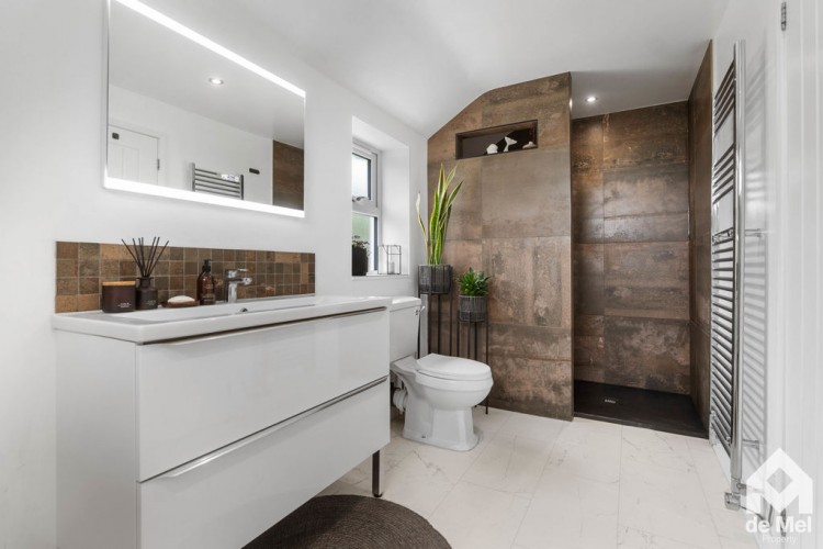 Images for Teddington, Tewkesbury
