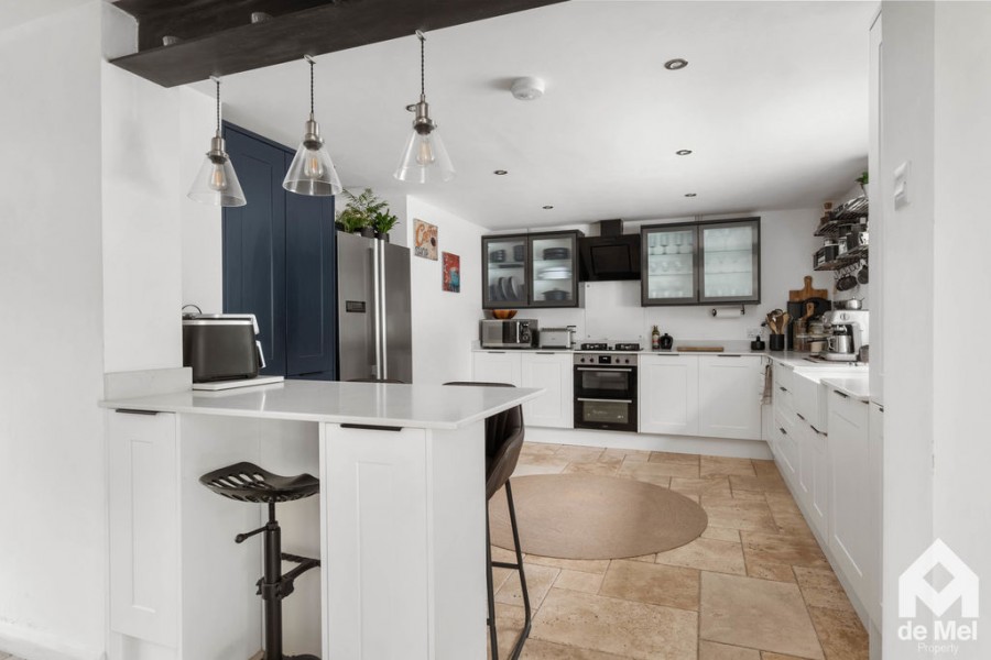 Images for Teddington, Tewkesbury