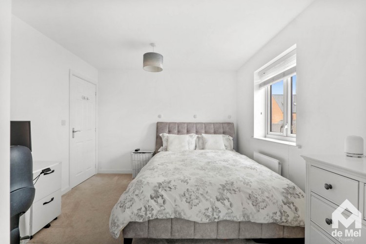 Images for Sapphire Road, Bishops Cleeve, Cheltenham