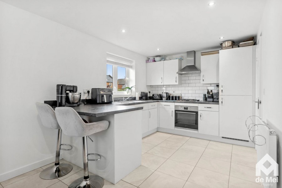 Images for Sapphire Road, Bishops Cleeve, Cheltenham