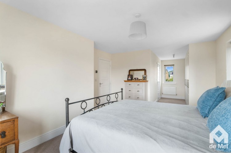Images for Franklin Road, Alderton