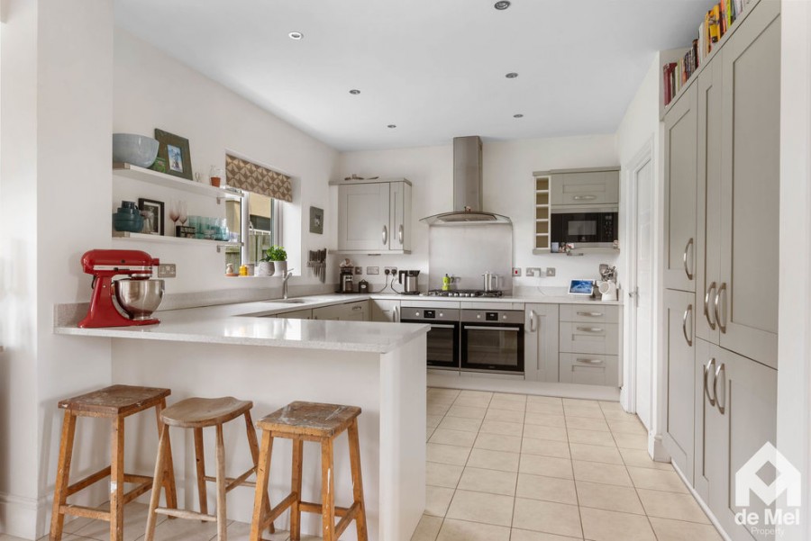 Images for Franklin Road, Alderton