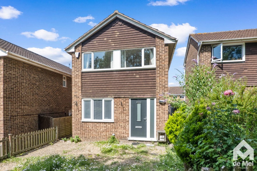 Images for Roman Hackle Avenue, Wymans Brook, Cheltenham