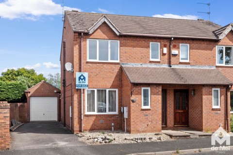 View Full Details for Whitefields Road, Bishops Cleeve, Cheltenham, GL52 - EAID:deMelProperty, BID:de Mel Property